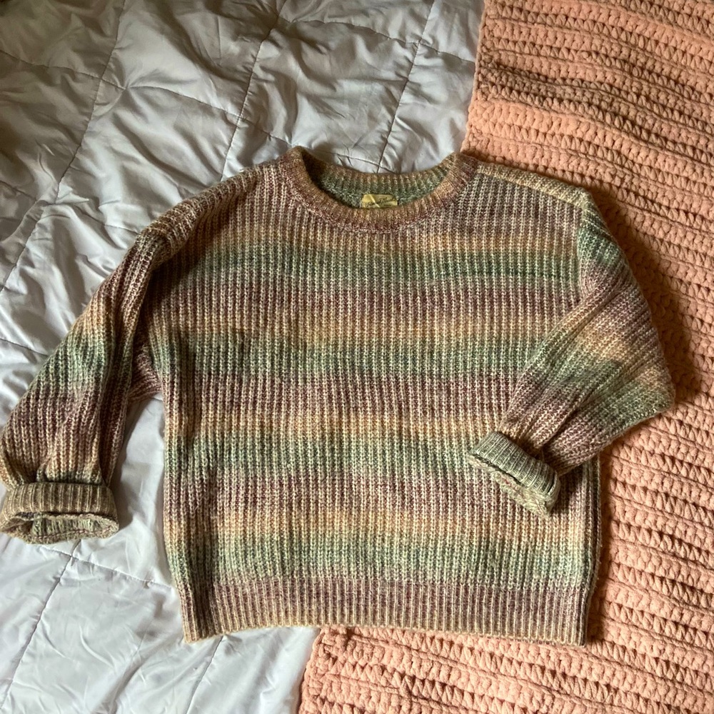 Medium multi-color Universal Thread crew neck sweater